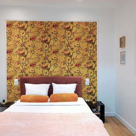 Modern Renovated Studio With A Touch Of Gilded Glamour Central Paris Διαμέρισμα Εξωτερικό φωτογραφία